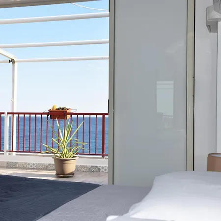 Ionio Sea 아파트 마리나디지오이사이오니카